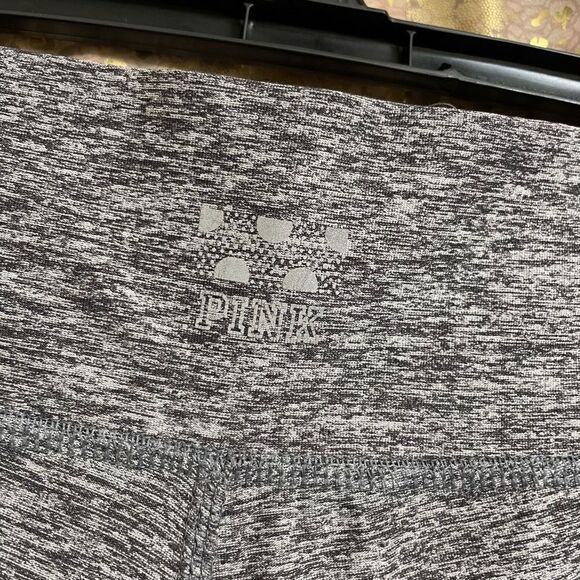 PINK Victoria's Secret Gray Ultimate Full Length Leggings, Small - Picture 4 of 6